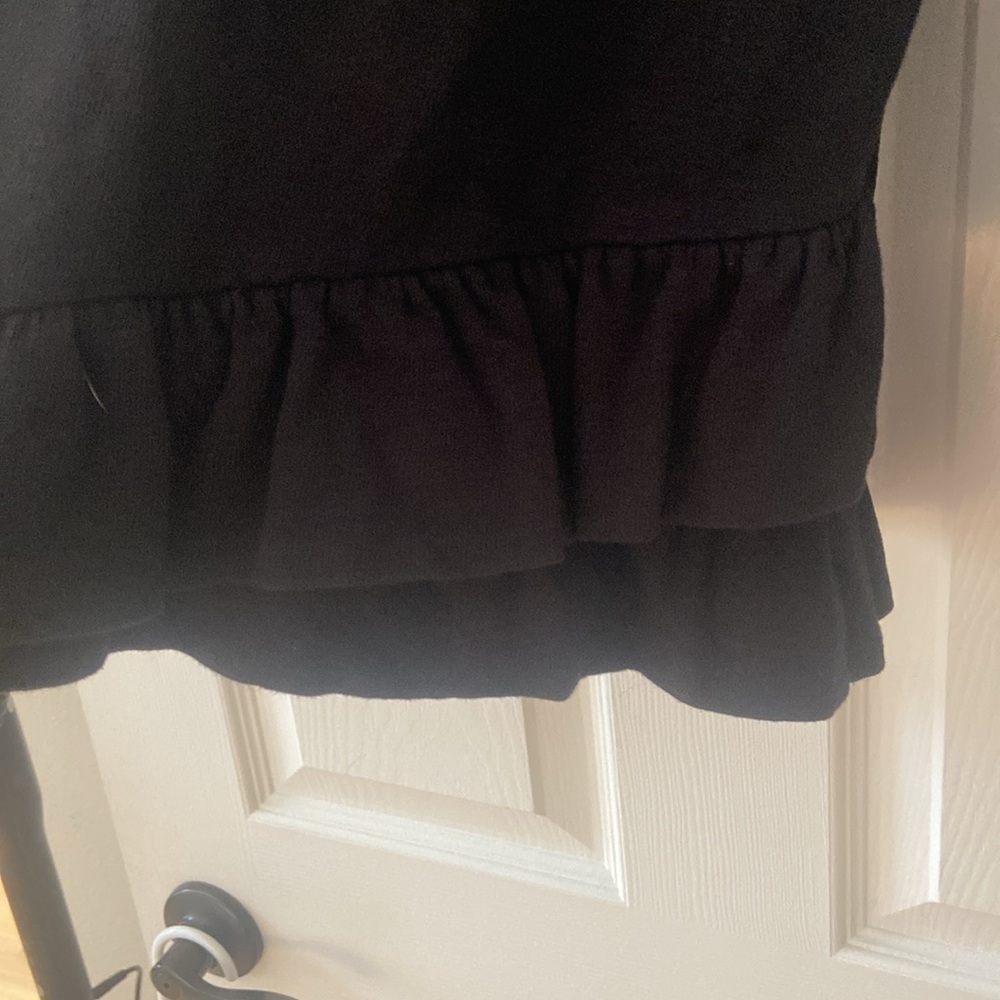 LOFT Black Ruffle Hem top - Picture 3 of 6